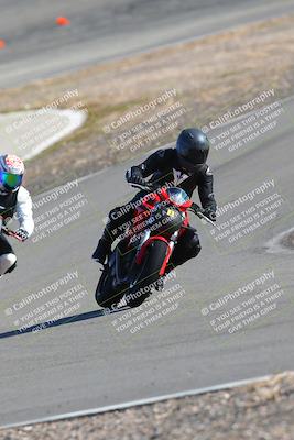 media/Feb-05-2023-Classic Track Day (Sun) [[c35aca4a42]]/Group 2/session 4 turn 4/